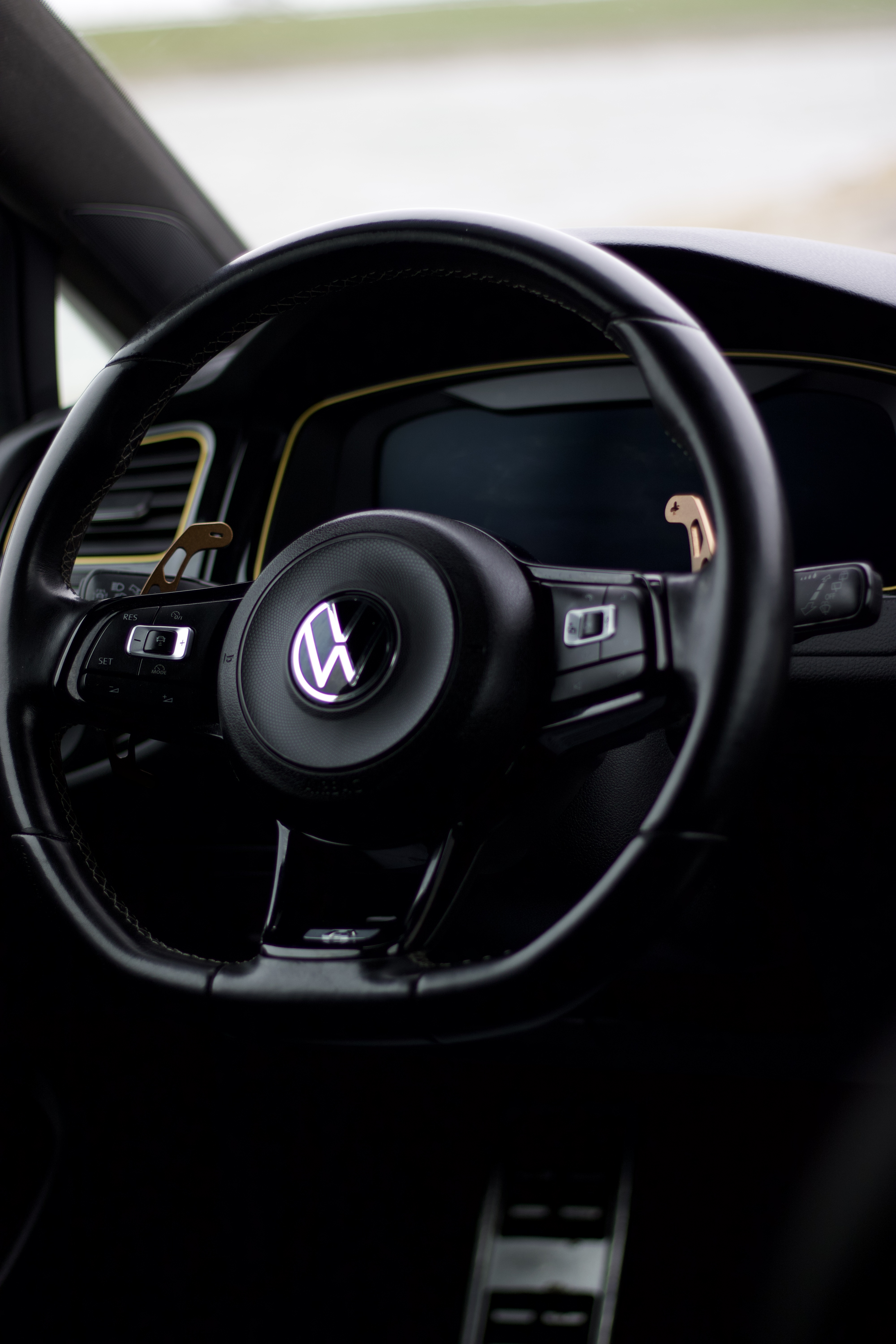 Volkswagen Golf 7.5 1.4TSI - Foto 14