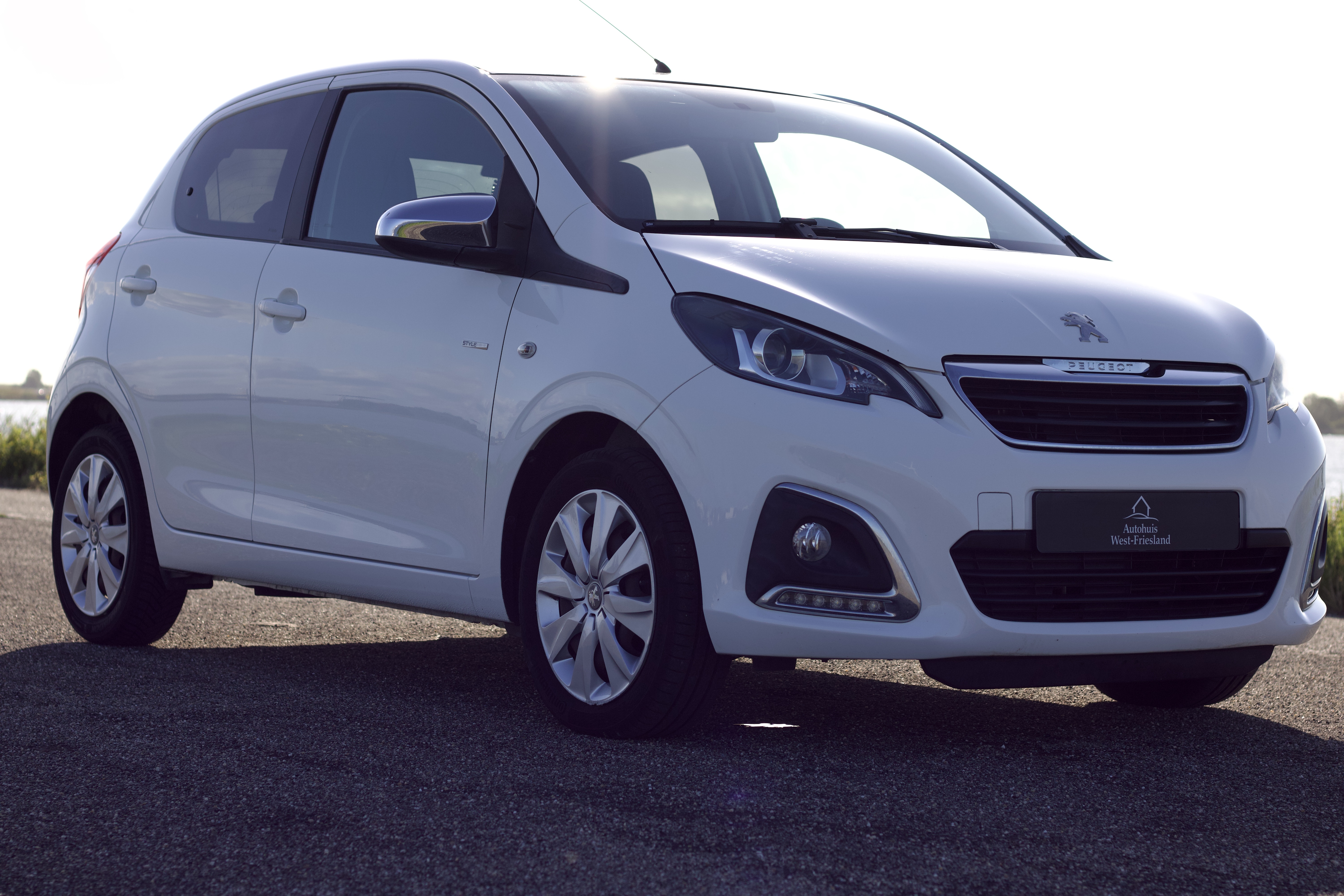 Peugeot 108 1.0 VTi Style Automaat | Touchscreen | Airco | Garantie