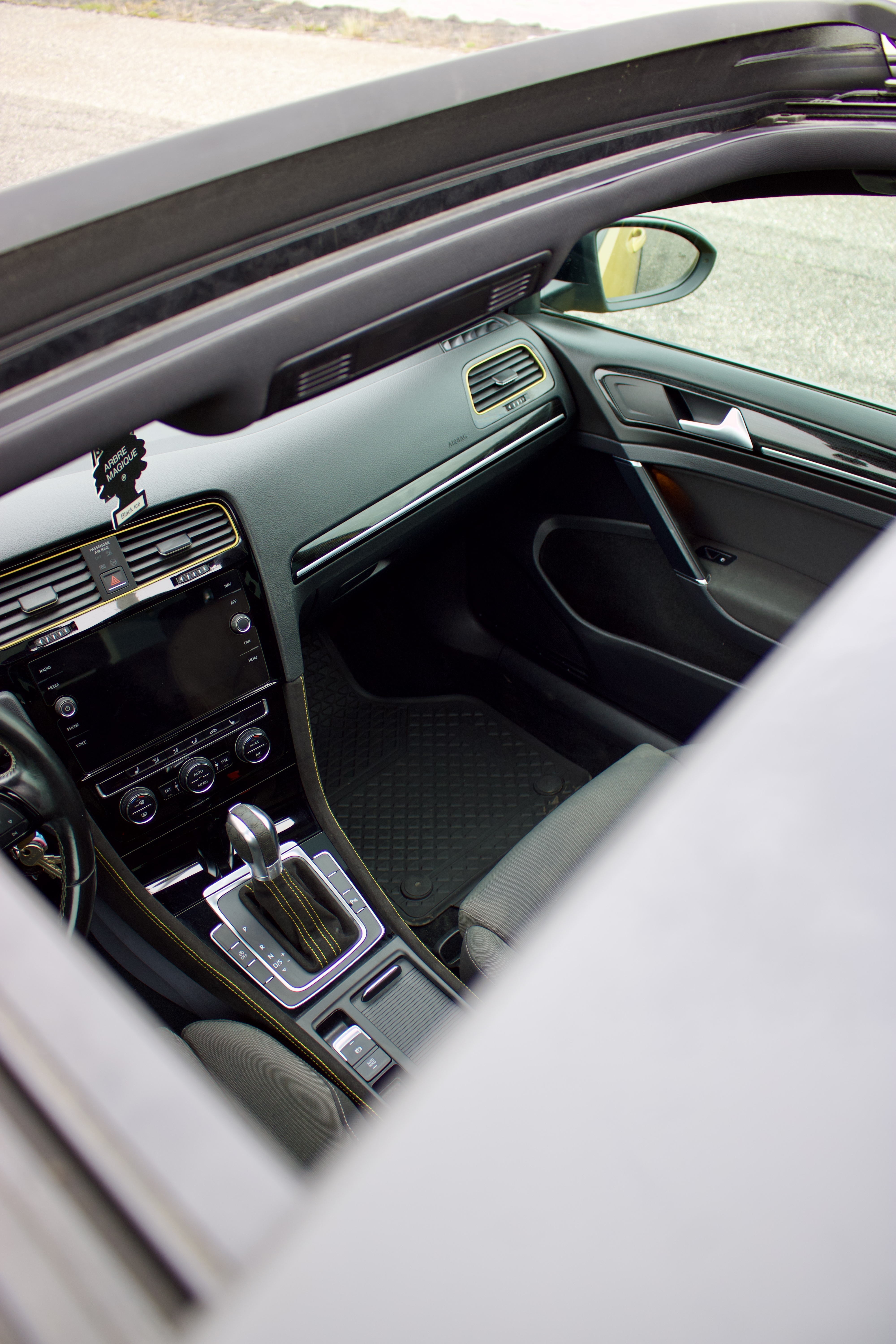 Volkswagen Golf 7.5 1.4TSI - Foto 16