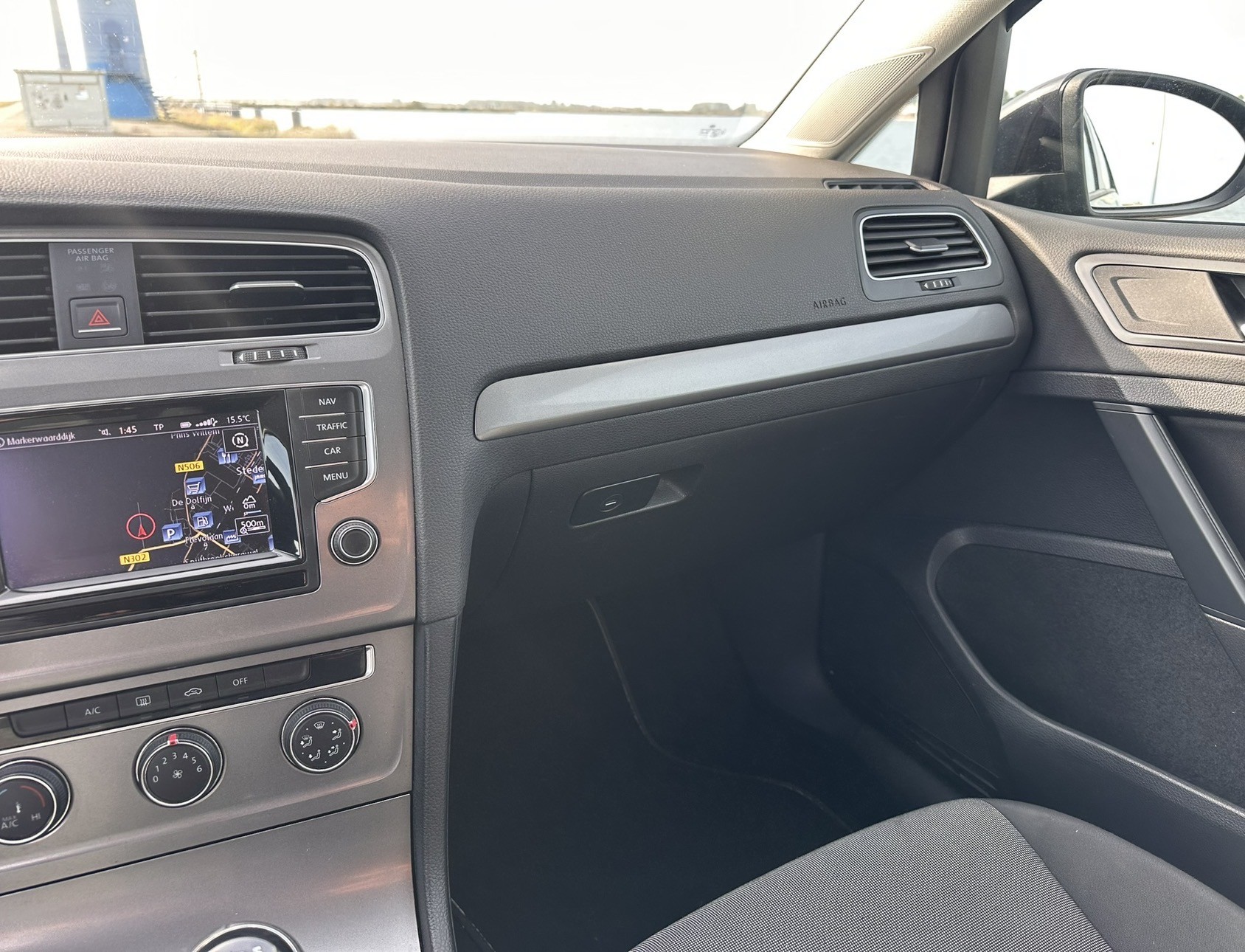 Volkswagen Golf 1.2 TSI 105PK | GTI-Look | Nieuwe Distributie | Cruise Control | Garantie - Foto 13